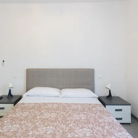 Home-3