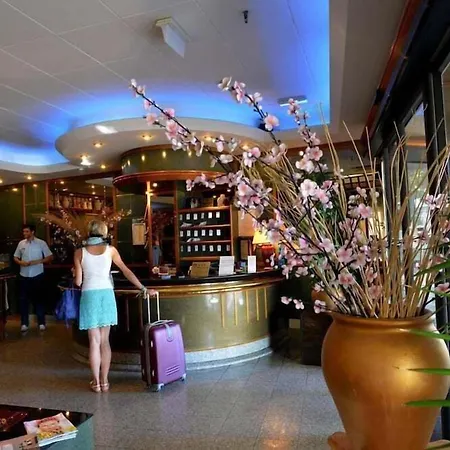 Hotel La Superba-2