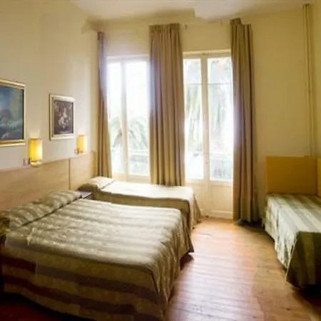 Hotel Petit Royal-3