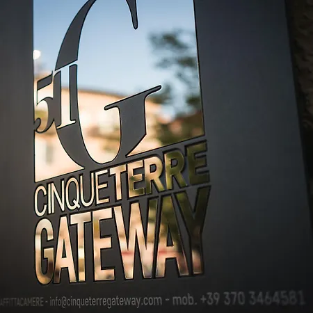 Cinque Terre Gateway-2