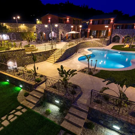 Leonardo Resort-3