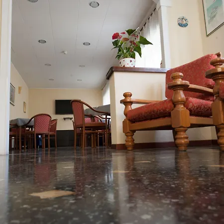 Hotel Lorenzo-3