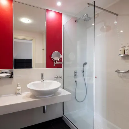 Holiday Inn Genoa City By Ihg-3