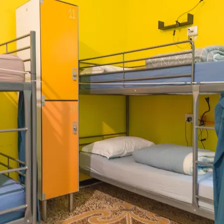 Home Genoa Hostel-2