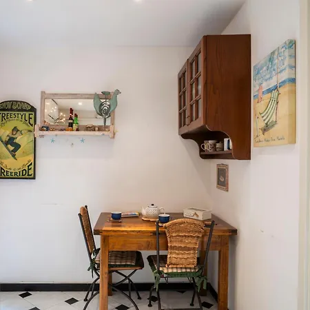 Romantic Sea View Flat In Genova-2