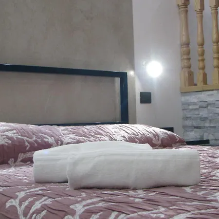 Sabriluna Rooms-3