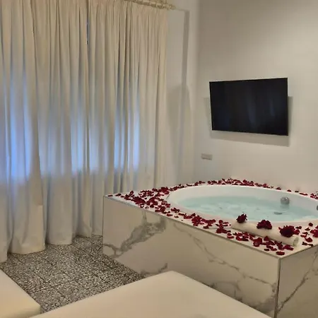 Eveline 2 - Piscina Privata O Jacuzzi-2