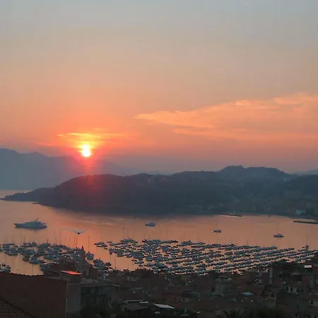 HOTIDAY Apartment Collection - Lerici Terrediliguria-3
