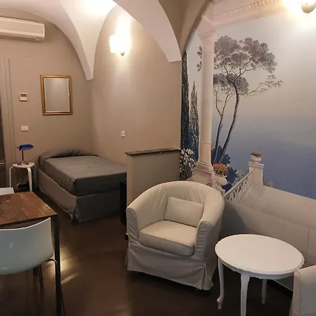 Hotel Italia-2