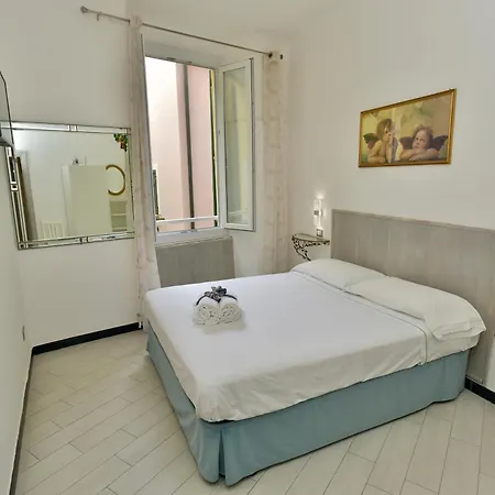 Via Del Santo - Francamaria Rooms-2