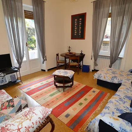 Sea Apartment In The Center Of Levanto - 5 Terre-3