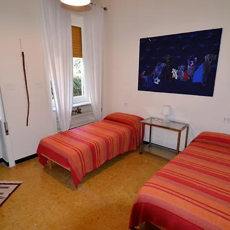 Sea Apartment In The Center Of Levanto - 5 Terre-2