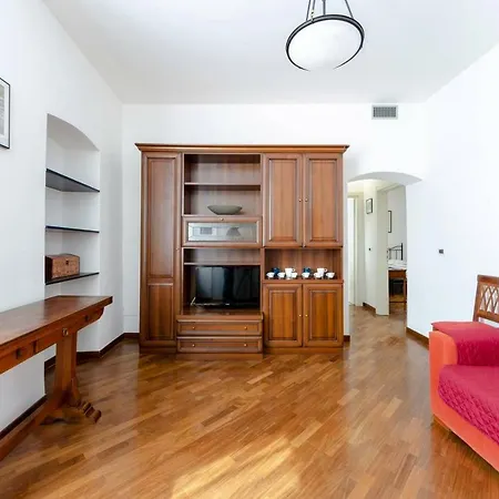 Joivy Apartment For 4 Near The Port Of Genoa-2