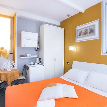 I Coralli Rooms & Apartments-3