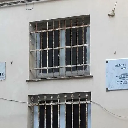 La Casa Di Einstein-3