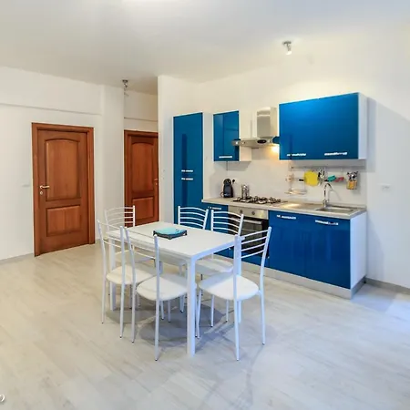Appartamento Ristrutturato A Nuovo !!!-2