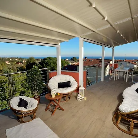 Villa Giovanna Con Terrazza Panoramica, Jacuzzi E Sauna-2