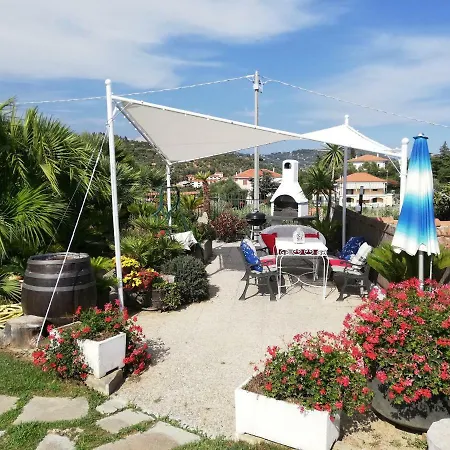 Chez Elle-2
