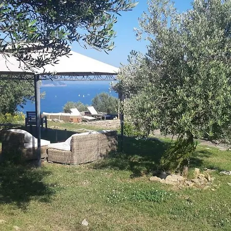 La Martina Portovenere Trekking Cottage-3