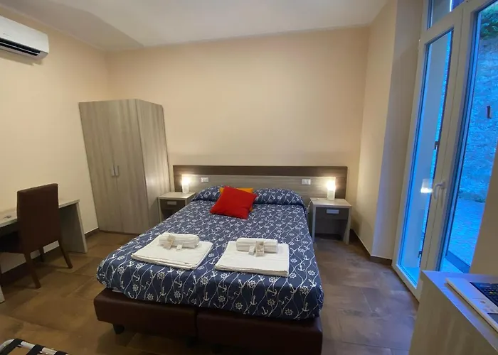 Hotel Good Night Moon La Spezia