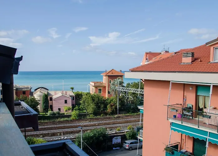 Appartamento 009 - Attico Sant'Anna VISTA MARE 150m dalla Spiaggia con terrazza privata Sestri Levante
