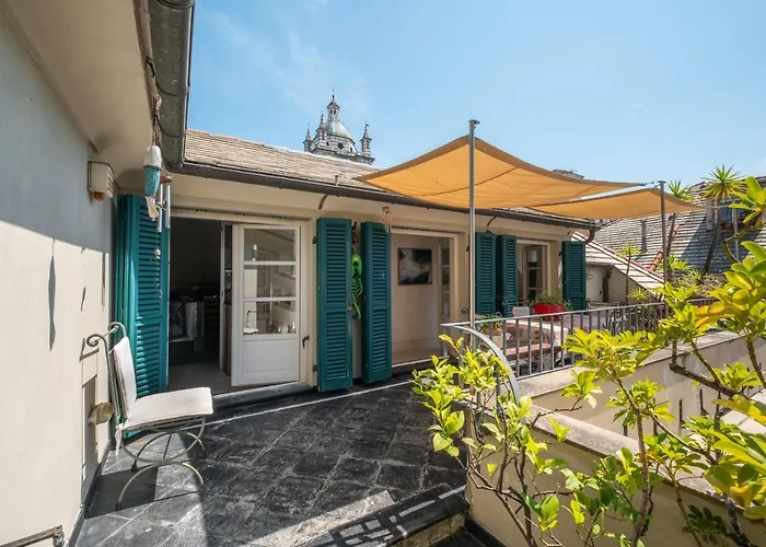Attico Palazzo Giustiniani Bed & Breakfast Genoa