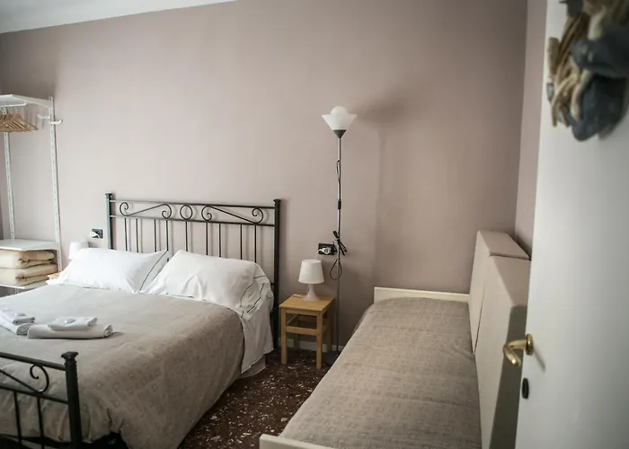 Vernazza2010 Rooms