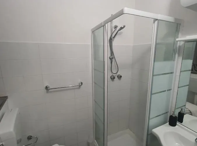 Hotel Monolocale caterina Corniglia