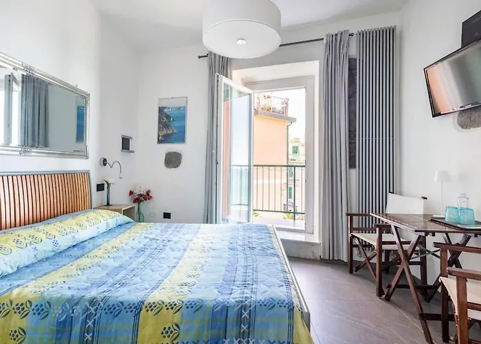 Pet friendly Alberta Rooms Manarola