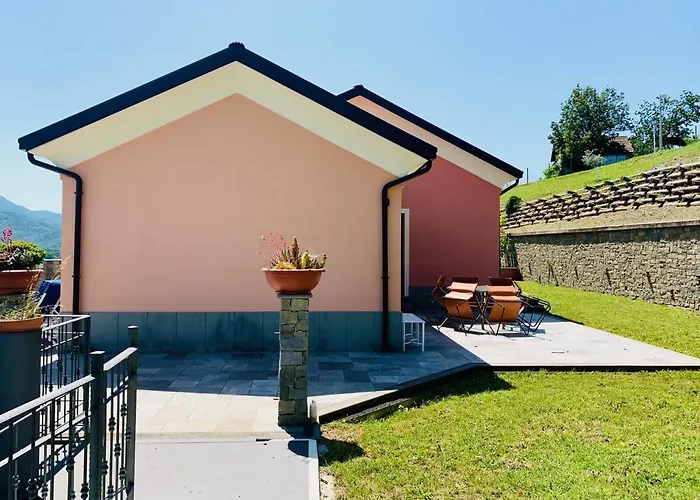 Le Stanze Del Brigante Bed & Breakfast Genoa