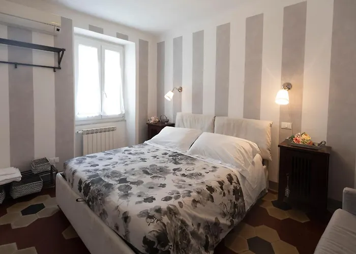 Hotel Casa Giangarè Sarzana
