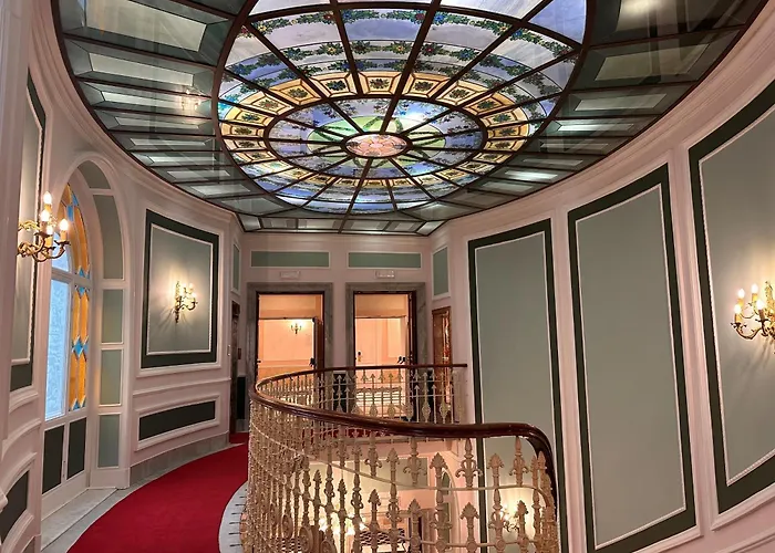 Hotéis perto de Museu do Mar Galata