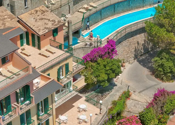Hotel Leopold Moneglia Con una pista da Golf