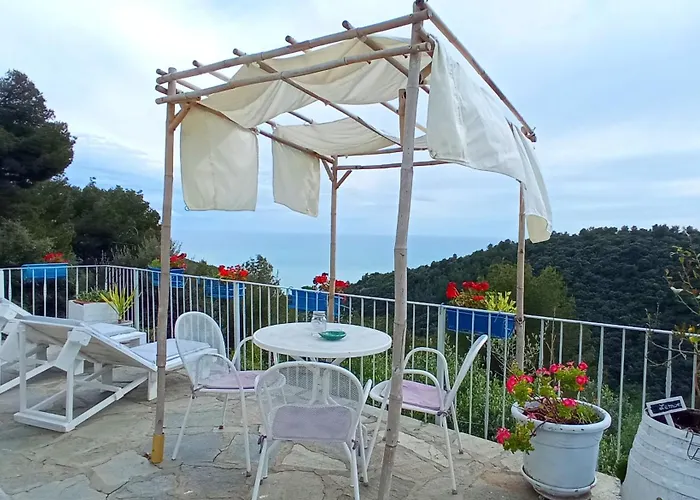 Hotel a Camporosso (Liguria)