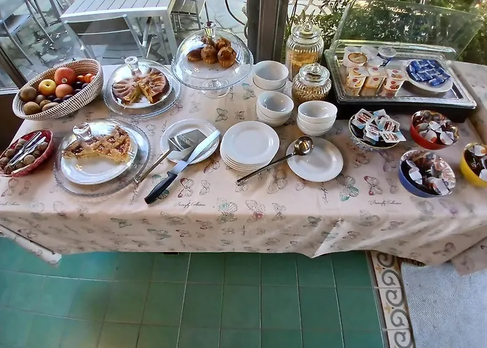 Ca De Rossana Bed&Breakfast San Remo