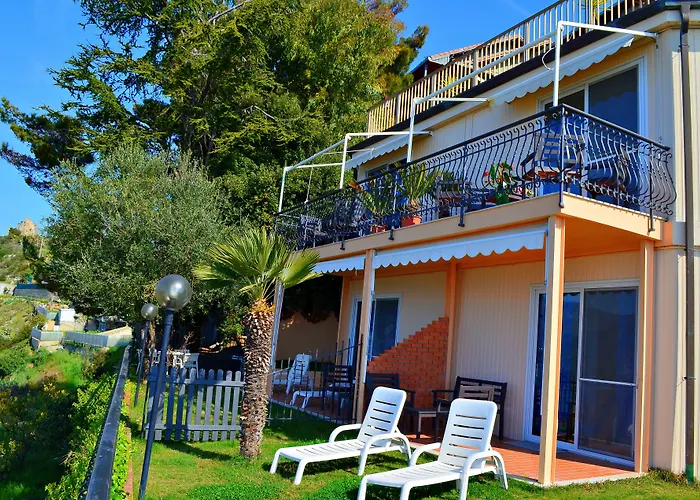 La Riserva Di Castel D'Appio- Charme & Relax Vintimille