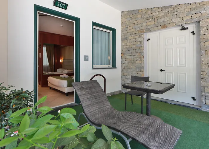 Santo Stefano al Mare Hotels