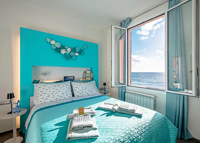Seahorseroom - Frontemare Con Idromassaggio Finale Ligure