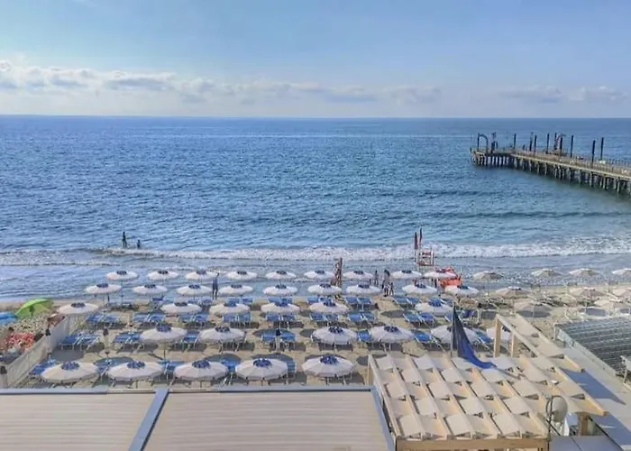 Appartamenti Sul Mare Alassio