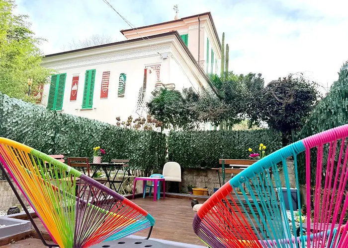 Hotel Pink House Garden Monterosso al Mare