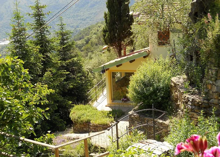 Villa Lo Scoiattolo à Vintimille acceptant les animaux