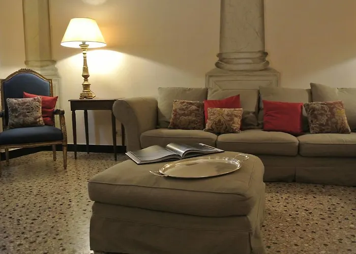Palazzo Zecchino B&B Génova