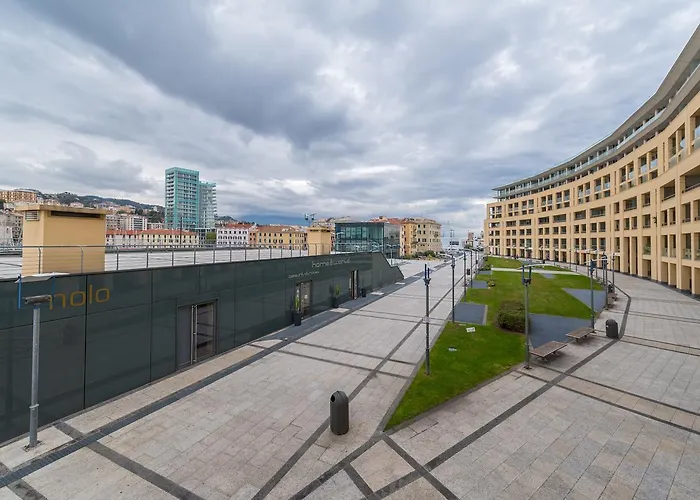Ferienwohnung Le Torri In Darsena Savona