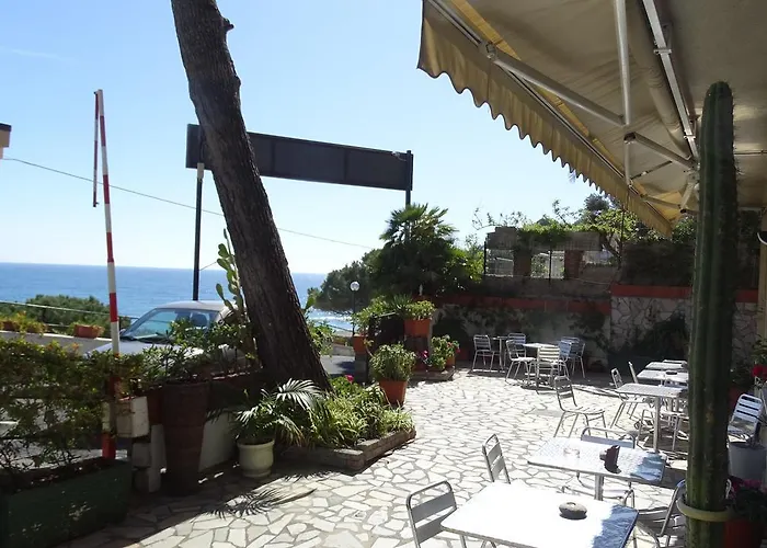 Hotel Ambassador Laigueglia