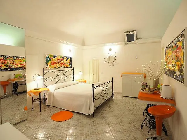 Pet friendly Chiostro Apartment Vernazza