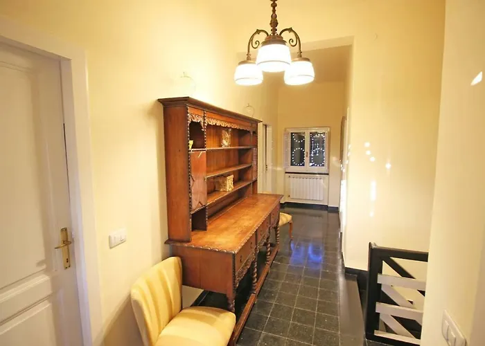 Villa Mesco Levanto met een Zwembad