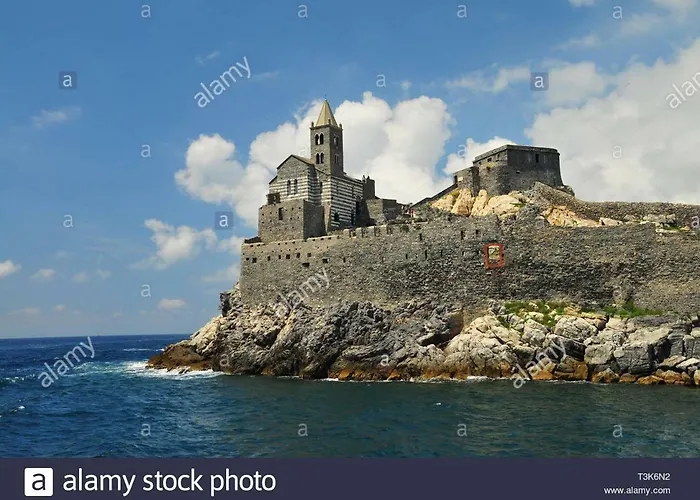 Lerici hotels near Firmafede Fortress