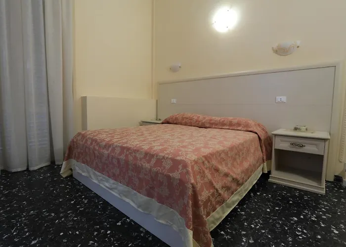 La Spezia hotels near La Spezia Harbour